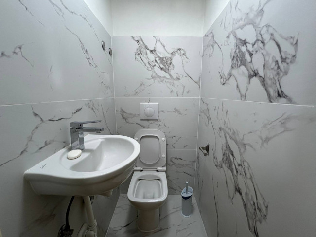 Negozio in vendita a Milano