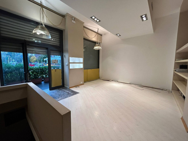 Negozio in vendita a Milano