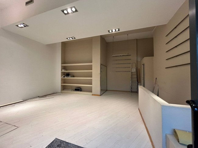 Negozio in vendita a Milano