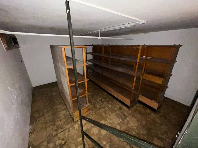 Negozio in vendita a Milano