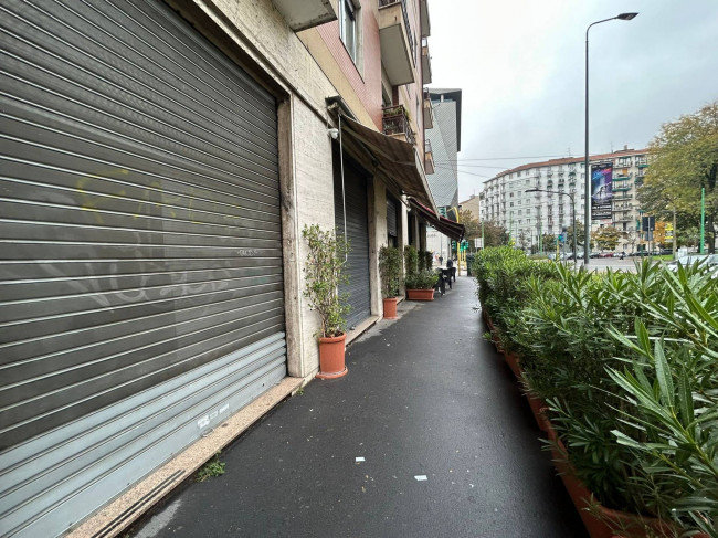 Negozio in vendita a Milano