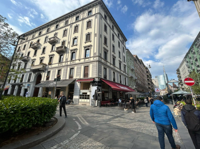 Negozio in vendita a Milano