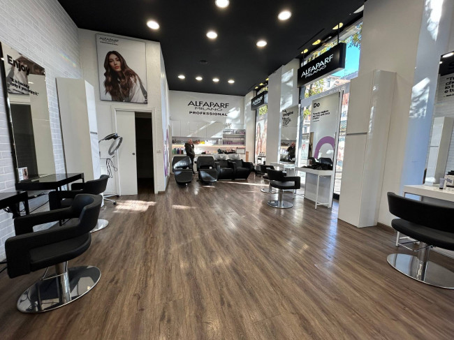 Negozio in affitto a Milano