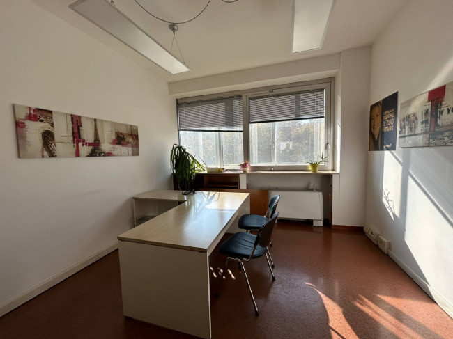 Ufficio in affitto a Milano
