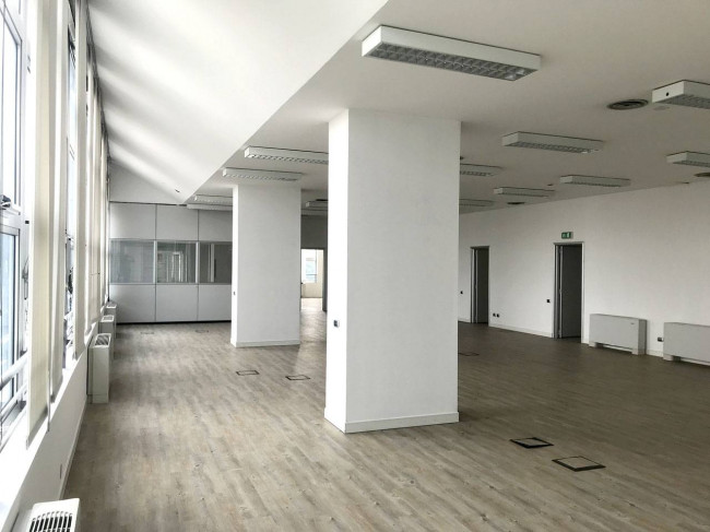 Ufficio in affitto a Milano