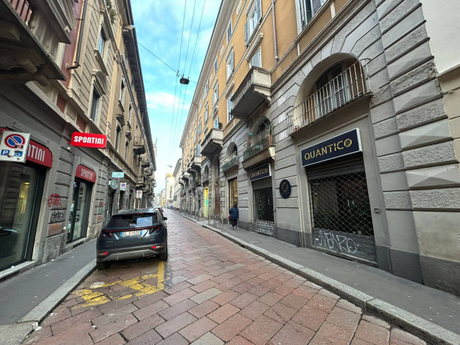 Negozio in vendita a Milano