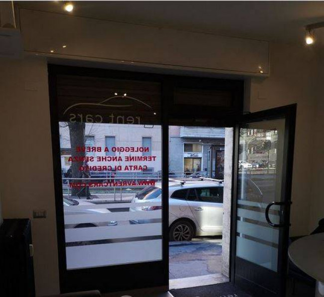 Negozio in affitto a Milano