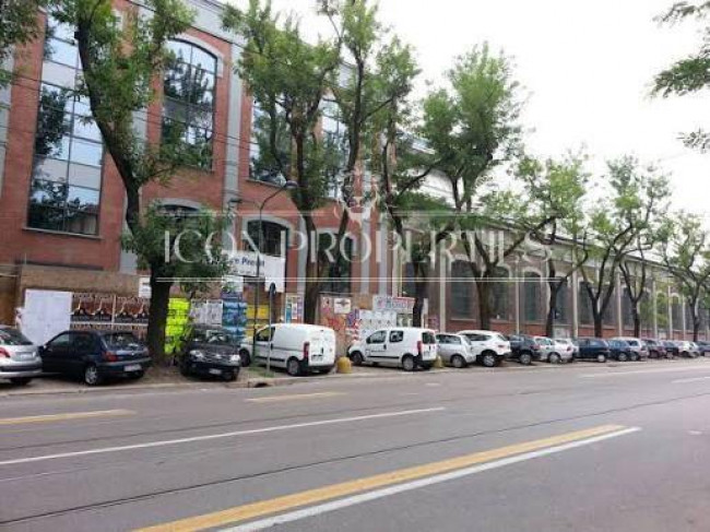 Negozio in affitto a Milano