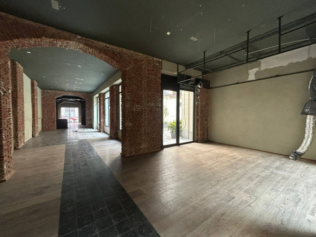 Negozio in affitto a Milano