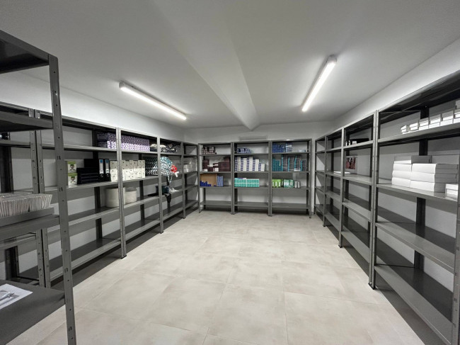 Negozio in affitto a Milano