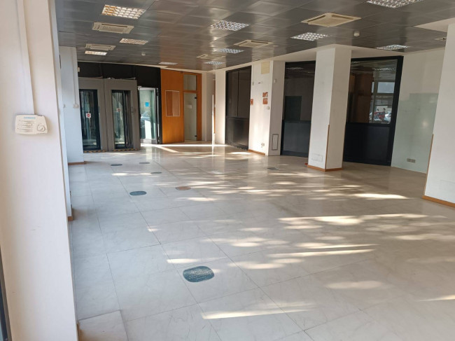 Negozio in affitto a Milano