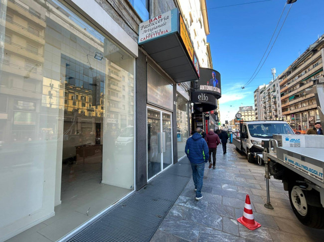 Negozio in affitto a Milano