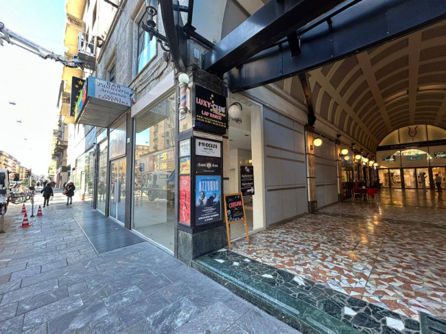 Negozio in affitto a Milano