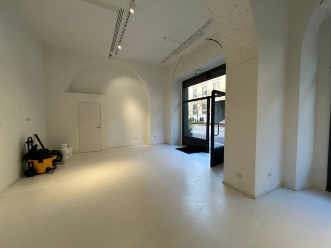 Negozio in affitto a Milano