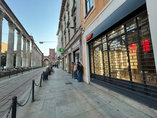 Negozio in affitto a Milano