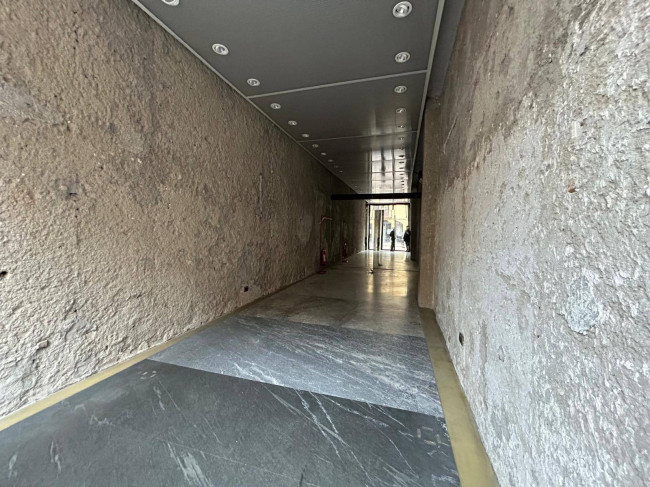 Negozio in affitto a Milano