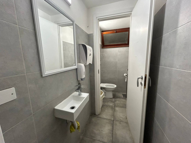 Negozio in affitto a Milano