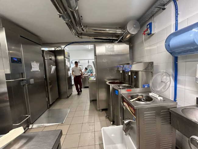 Negozio in vendita a Milano