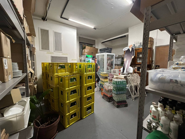 Negozio in vendita a Milano