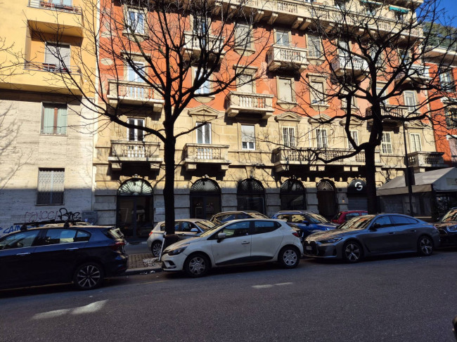 Negozio in vendita a Milano