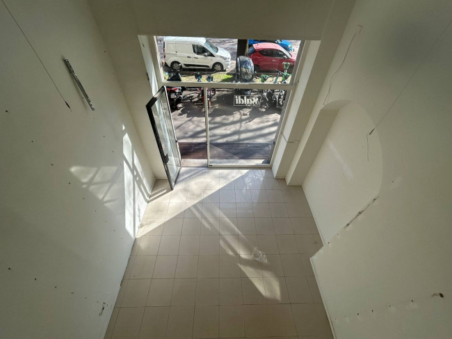 Negozio in affitto a Milano