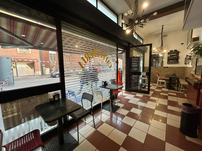 Negozio in affitto a Milano