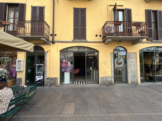 Negozio in affitto a Milano