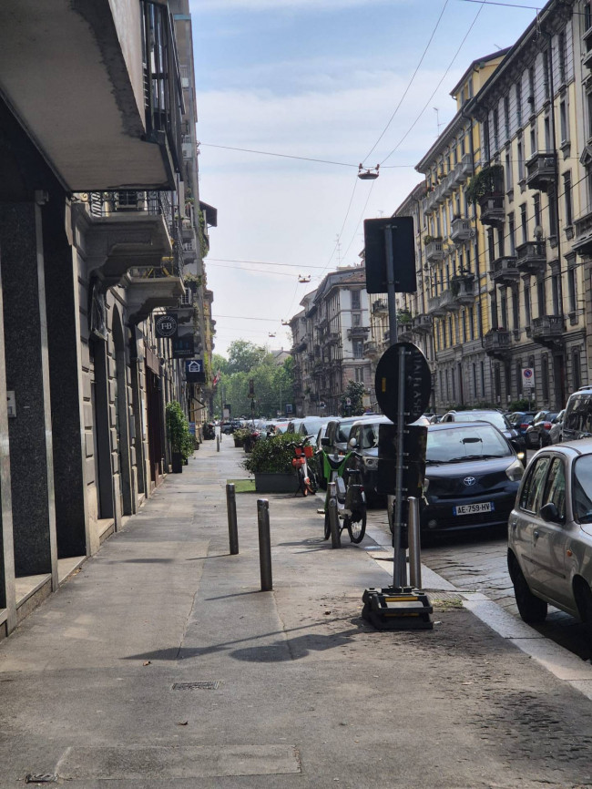 Negozio in vendita a Milano