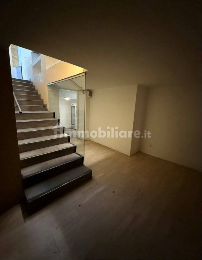 Negozio in vendita a Milano