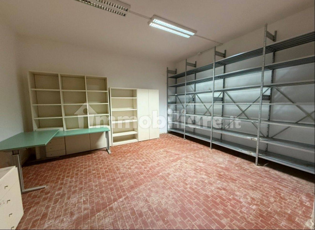 Negozio in vendita a Milano