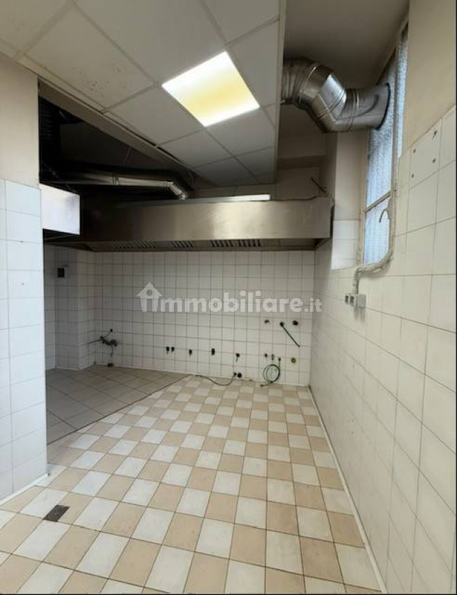 Negozio in vendita a Milano