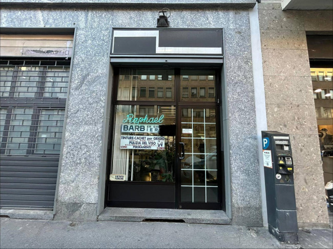 Negozio in vendita a Milano