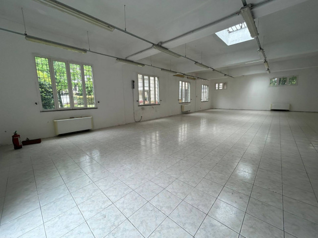 Negozio in affitto a Milano