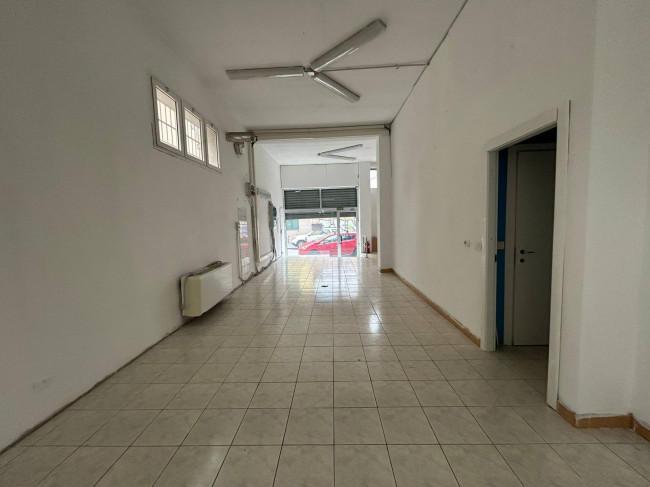 Negozio in affitto a Milano