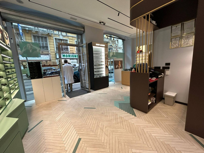 Negozio in affitto a Milano