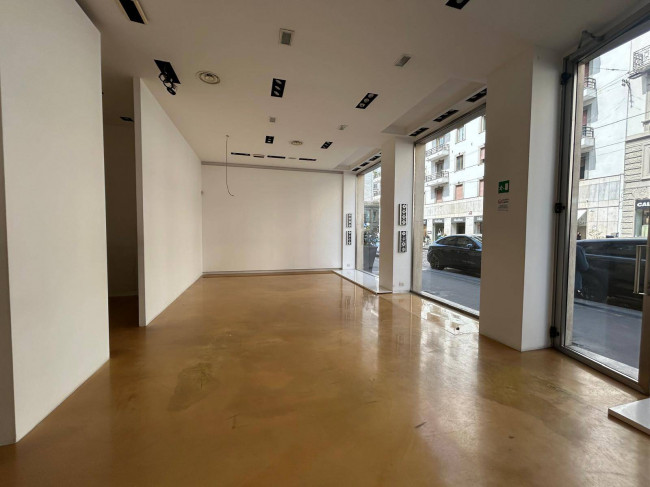 Negozio in affitto a Milano
