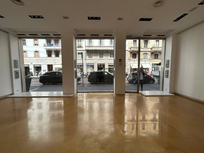 Negozio in affitto a Milano