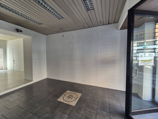 Negozio in affitto a Milano