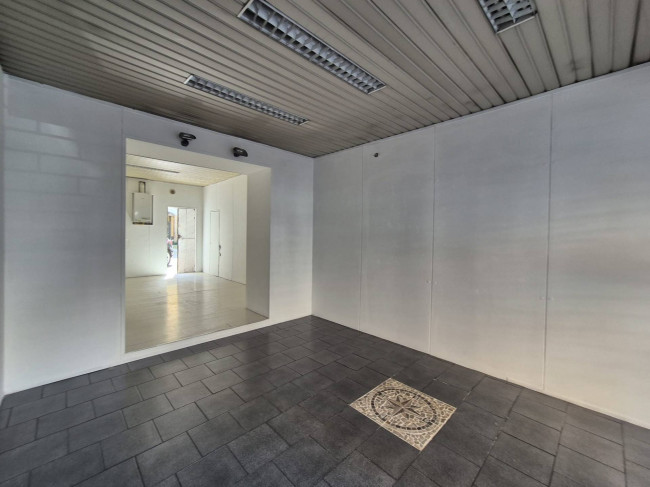 Negozio in affitto a Milano