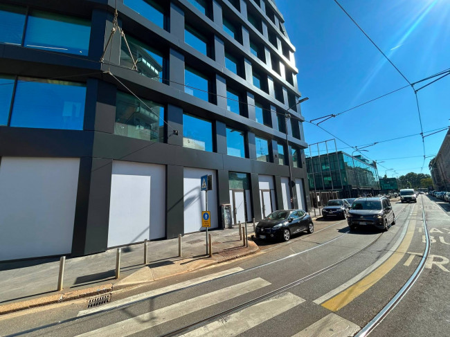 Negozio in affitto a Milano