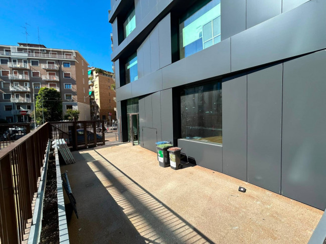 Negozio in affitto a Milano