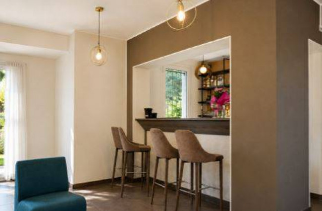 Albergo in vendita a Comacchio