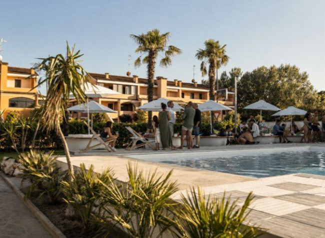 Albergo in vendita a Comacchio