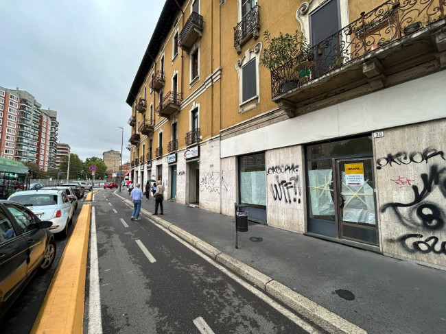 Negozio in vendita a Sesto San Giovanni