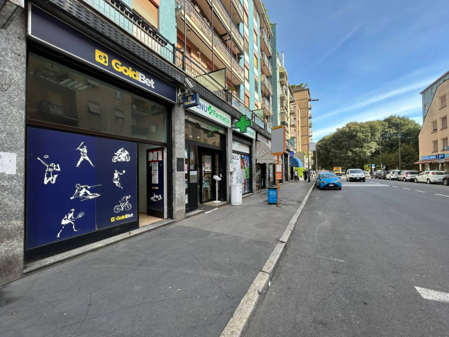 Negozio in affitto a Milano
