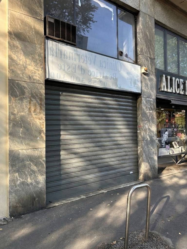 Negozio in vendita a Milano