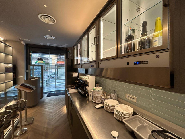Negozio in vendita a Milano