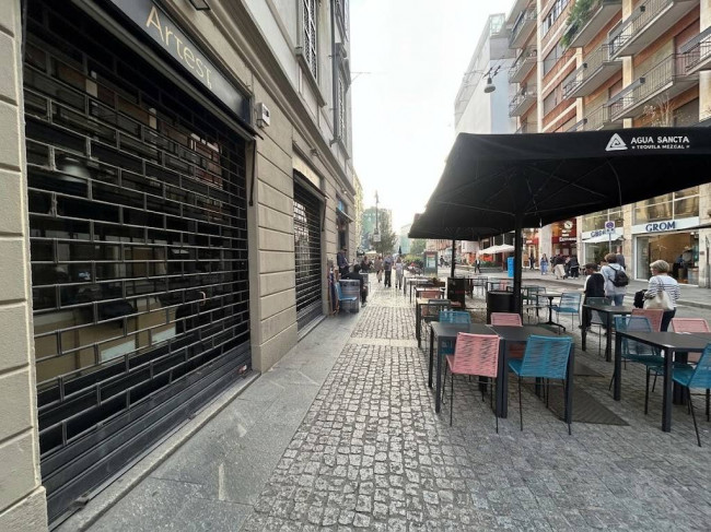 Negozio in affitto a Milano