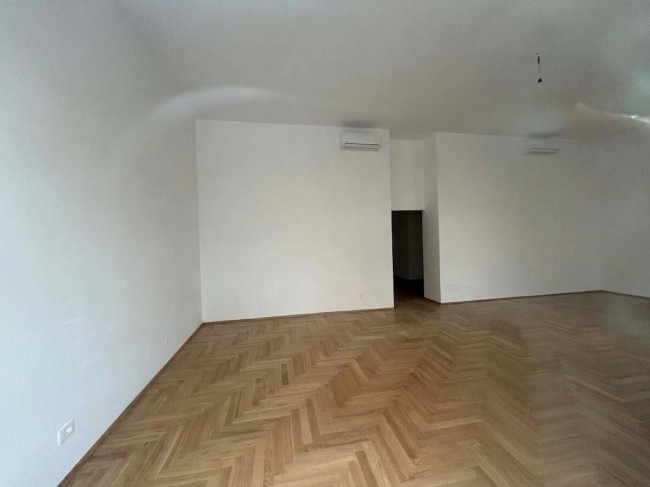 Negozio in affitto a Milano