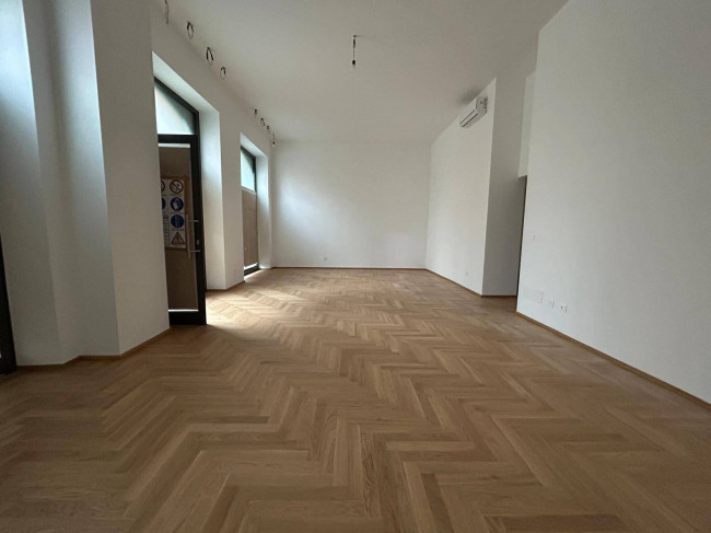 Negozio in affitto a Milano